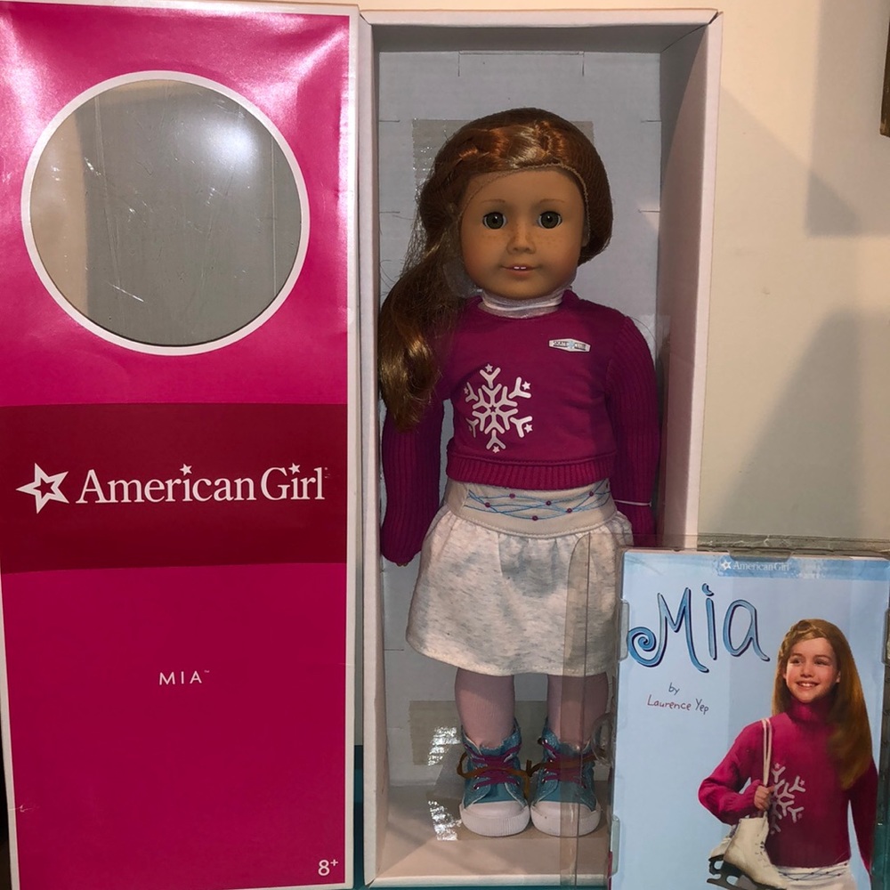 AMERICAN GIRL MIA Doll NEW - Picture 1 of 17